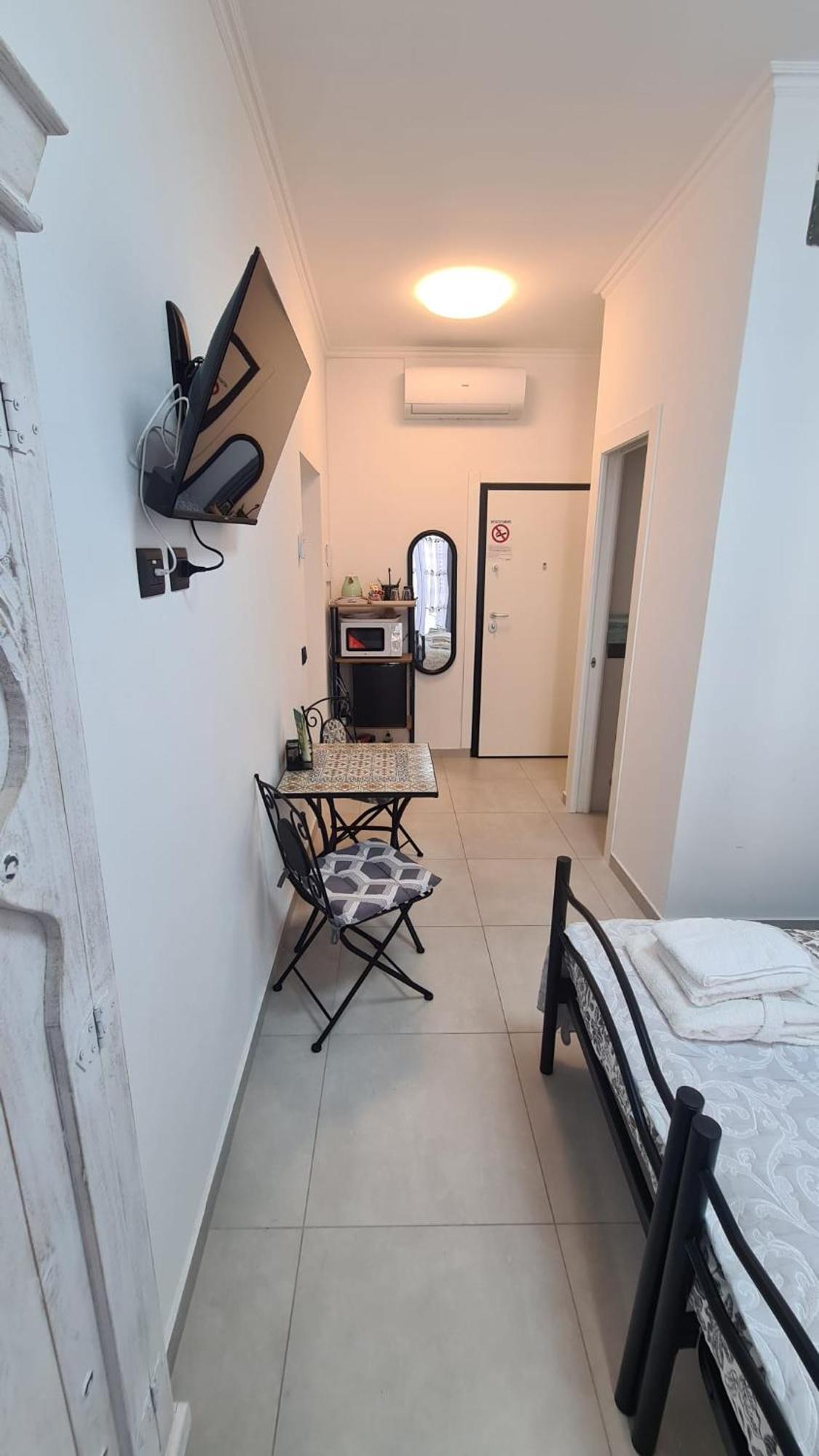 Amici Holidey Camera Stazione Hotell La Spezia Eksteriør bilde